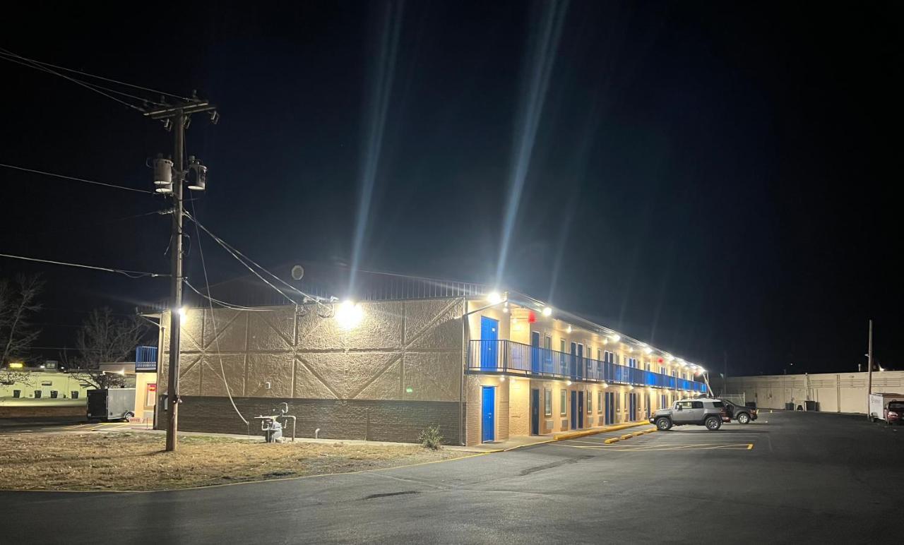 Super 8 By Wyndham Paducah I-24 Exit 4 Hotel Bagian luar foto
