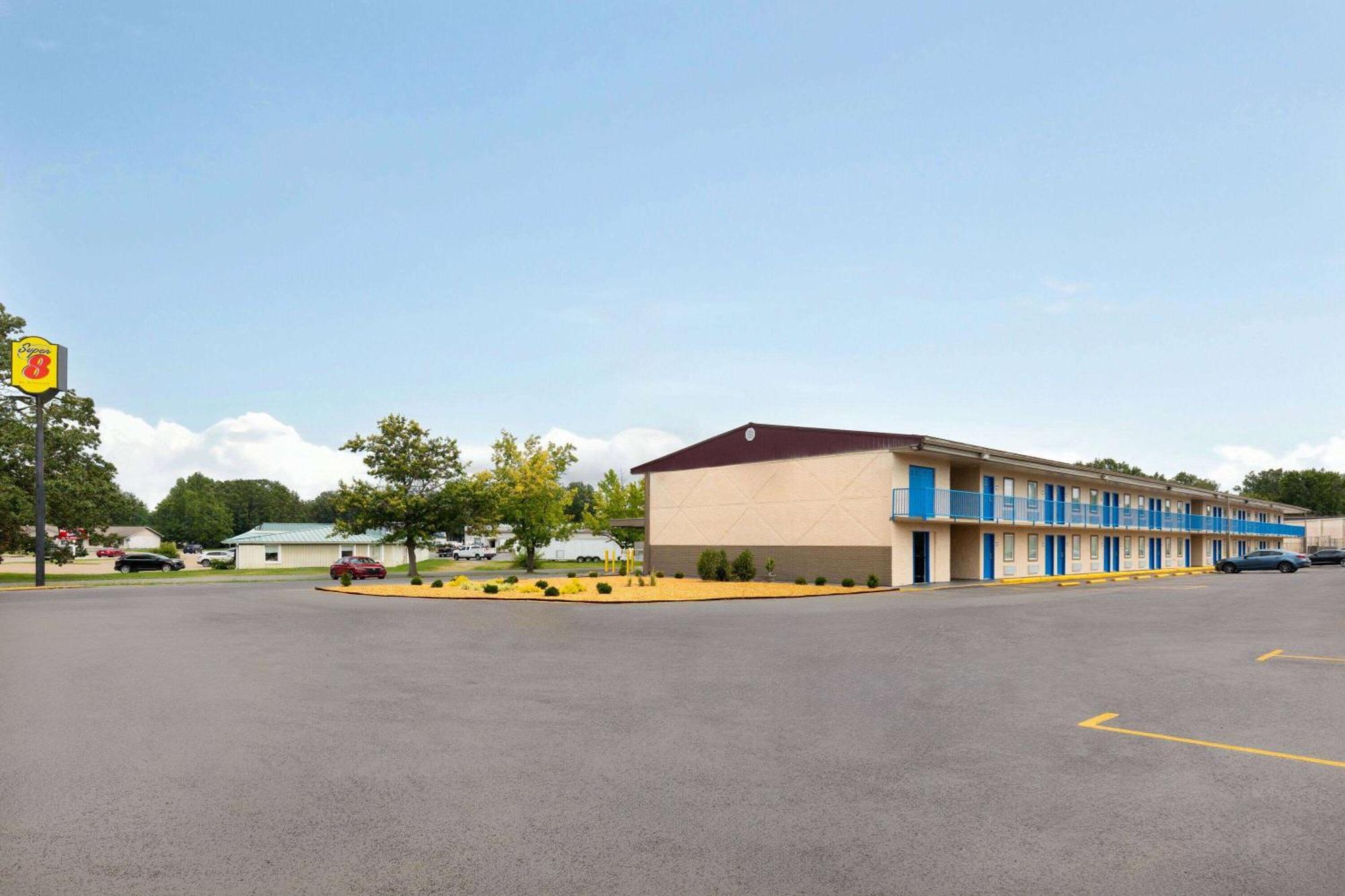 Super 8 By Wyndham Paducah I-24 Exit 4 Hotel Bagian luar foto